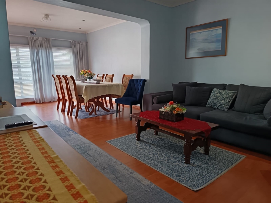 3 Bedroom Property for Sale in Athlone Western Cape